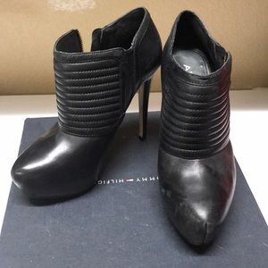 Ankle boots high heel